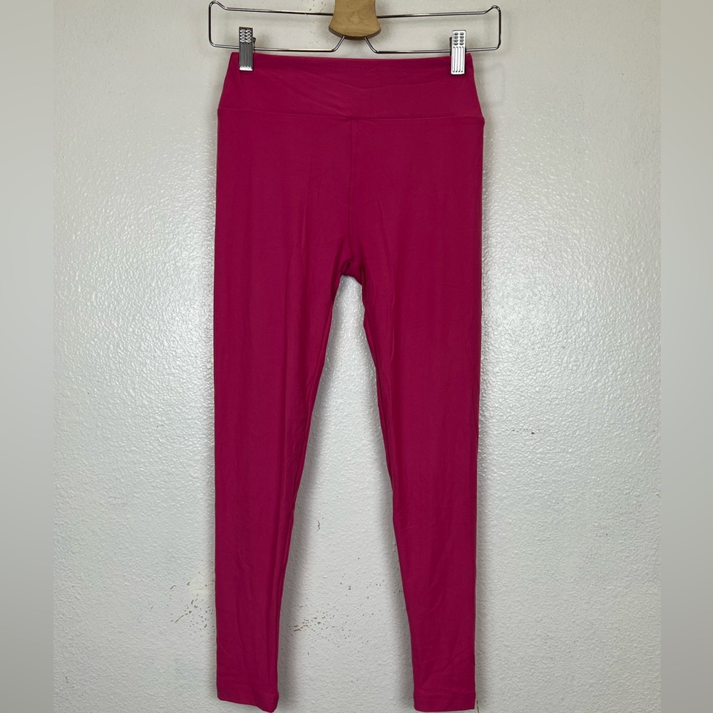 NWOT LuLaRoe Leggings Beautiful in Pink‎ Size OS